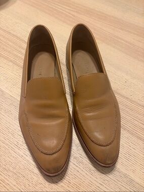 Everlane Women’s Tan Leather Slip-On Loafers